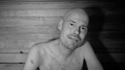 Toimittaja-muusikko Joonas Lepistö, 44, on kuollut – julkaisi viimeisen musiikkivideonsa vain runsasta viikkoa aiemmin