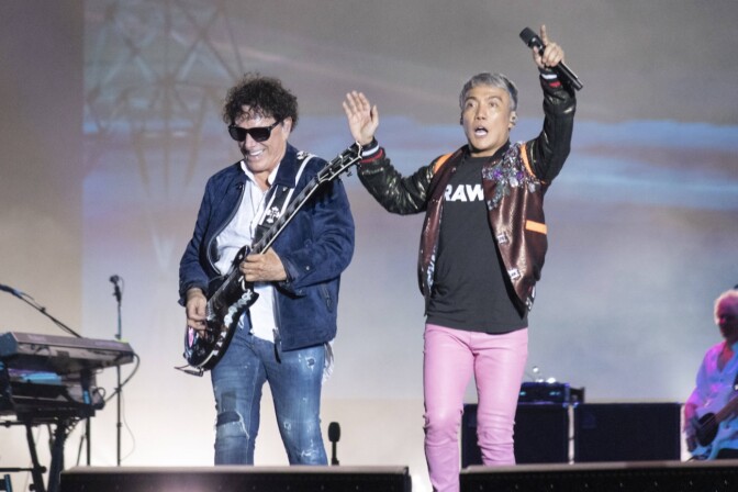 Journeyn jäähyväiskiertueella vallitsee näemmä ”hyvä meininki”: ”He voivat antaa minulle kenkää koska vain haluavat”