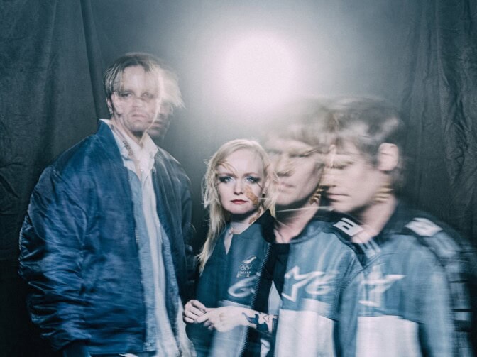 ”On siinä ollut pientä asettumista, miten me ollaan kolmistaan” – Ruusut kertoo viime vuoden kokoonpanomuutoksestaan