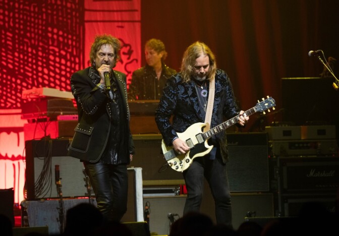 The Black Crowes -kitaristi rehellisenä: ”Olisimme varmaan paljon isompi bändi jos olisimme kuunnelleet ihmisiä”