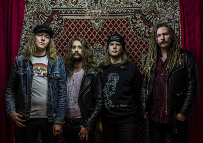 Ensinäyttö: Thrash ’n’ roll -yhtye Madred kärsii elämän suurista vastoinkäymisistä Running Out of Problems -videolla