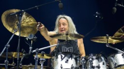 Mikkey Dee muistelee edesmenneitä Motörhead-tovereitaan – ”Kaikki muut ovat poissa. Se tuntuu ihan vitun oudolta”