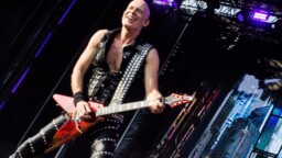 Accept julkaisi uuden version vanhasta ikivihreästä – mukana Kirk Hammett, Phil Anselmo ja muita kovanaamoja