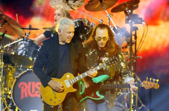 Rush soitti ensimmäisen täysimittaisen keikkansa ilman edesmennyttä Neil Peartia – Settilista ja videoita julki