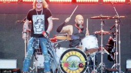 Useimmilla on Axl Rosesta aivan väärä kuva, sanoo ex-Guns’ Roses -rumpali – ”Kunpa muut tuntisivat hänet samalla tavalla kuin minä”