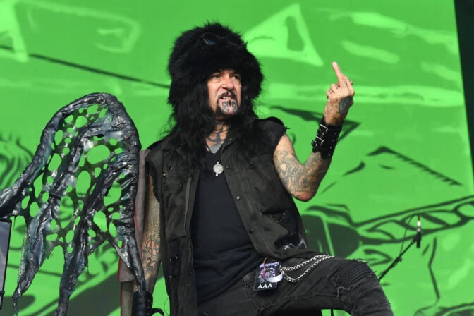Industrial metal -pioneeri Ministry julkisti singlen, tiedottaa uudesta levystä sekä viimeisestä Suomen-keikasta