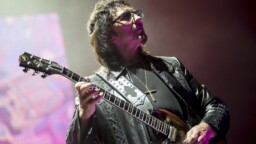 Miksi Geezer Butler ei ole mukana Tony Iommin soololevyllä? Black Sabbathin riffimaestro kertoo aiheesta