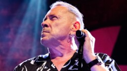 John Lydon ei tuoreimpien kommenttiensa perusteella ole todellakaan palaamassa Sex Pistolsin riveihin
