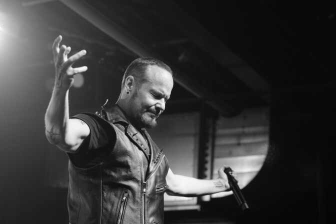 ”En olisi voinut liittyä Judas Priestiin huonompaan aikaan”, tuumaa Ripper Owens