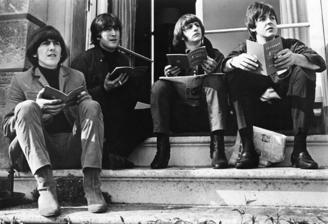 Kaipaako elämäsi hieman lisää The Beatlesiä? Yhtyeen klassikkoalbumista julkaistaan messevä spesiaalipainos