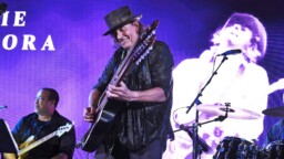Miten sujuvat Richie Samboralta nykyään Bon Jovi -hommat? Kitaristi pureutui keikalla vanhaan hittiin