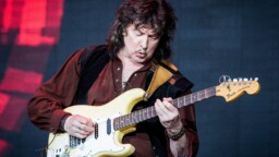 ”Kiitos paljon, kaverit” – Deep Purplen kanssa esiintynyt Ritchie Blackmore julkaisi kuvapäivityksen tärkeästä illasta