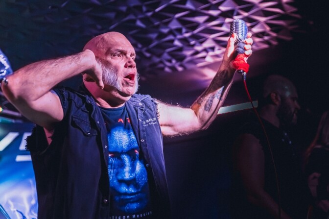 Iron Maidenin keulilla on laulanut tähän mennessä tasan yksi legenda, julistaa ex-solisti
