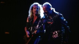 K. K. Downing muisteli Judas Priestin hurjinta Spinal Tap -hetkeä – ”Soitimme ensimmäisen biisin ilman lauluja!”